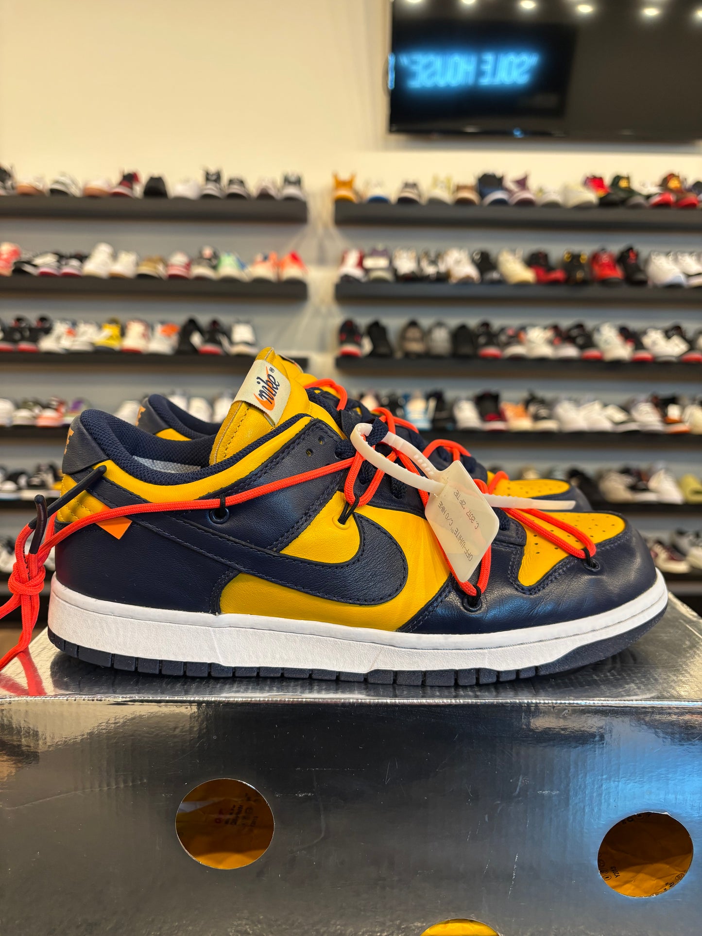 Nike Off-White Dunk Low University Gold Size 10 Pre-Owned