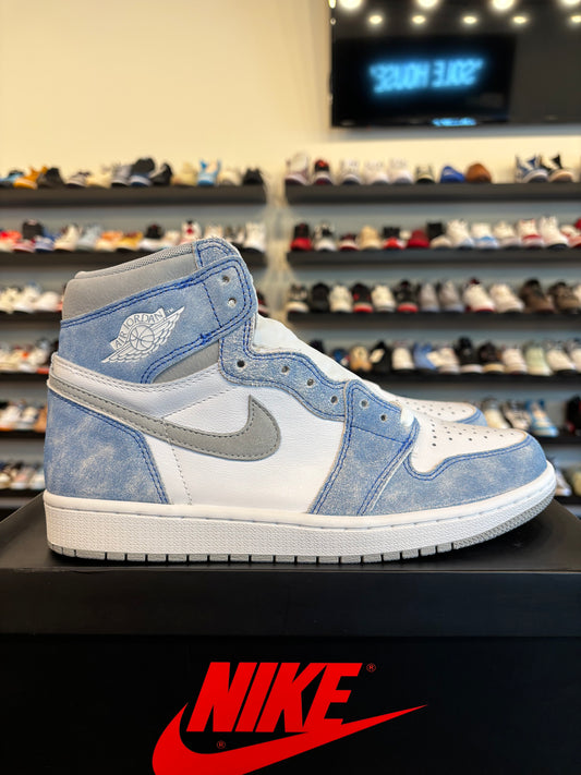Jordan 1 Hyper Royal Size 8.5 Brand New
