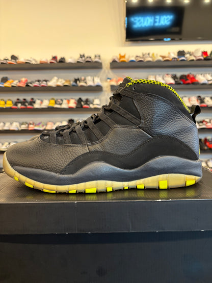 Jordan 10 Venom Size 13 Pre-Owned