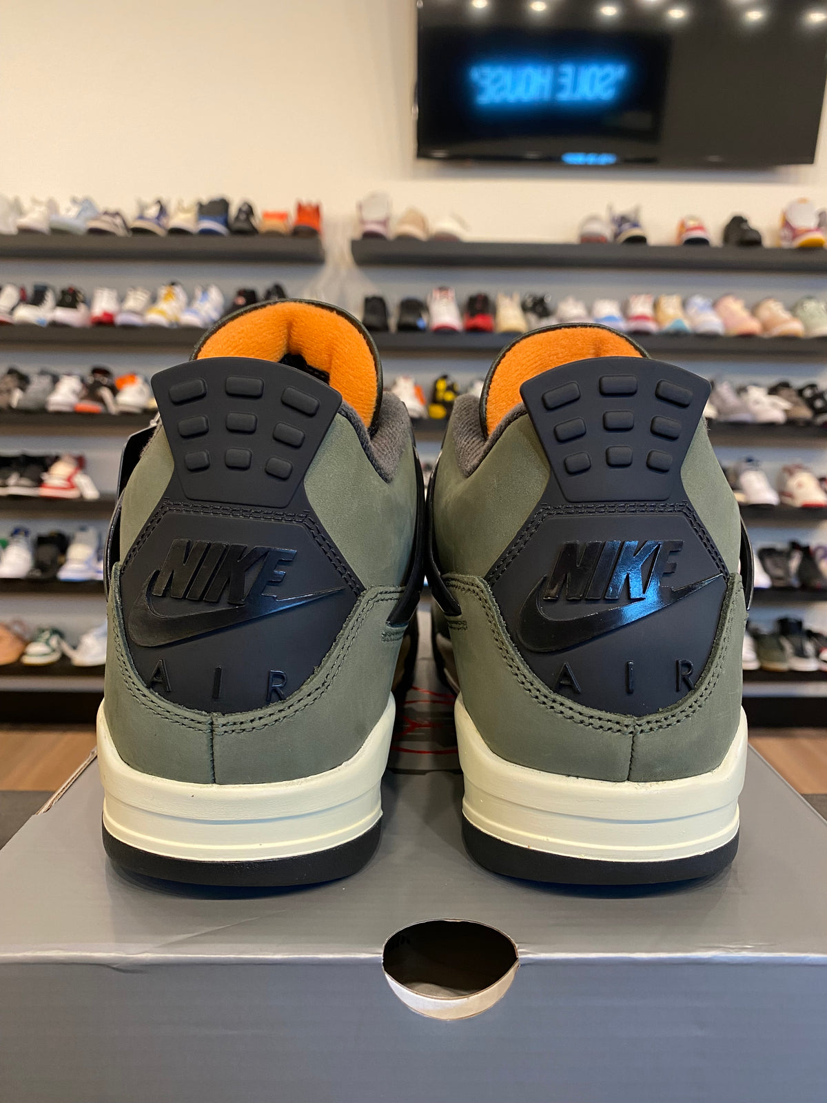 Jordan 4 Undefeated 2025 Size 10.5 Brand New