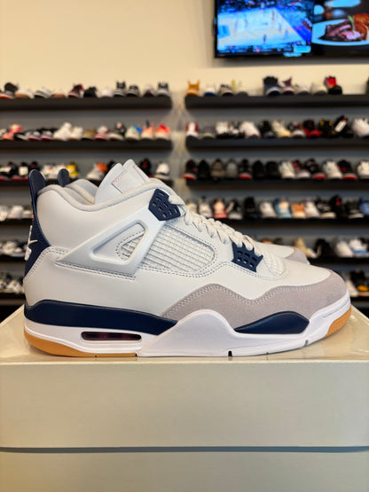 Jordan 4 SB Navy Size 9 Pre-Owned