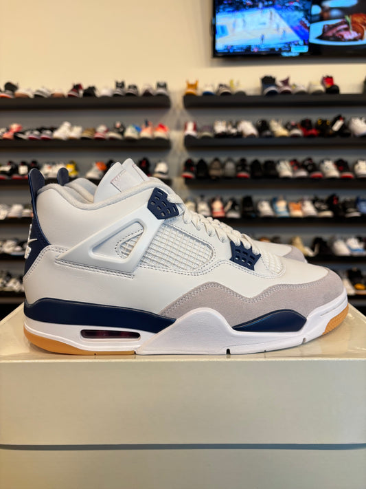 Jordan 4 SB Navy Size 9 Pre-Owned