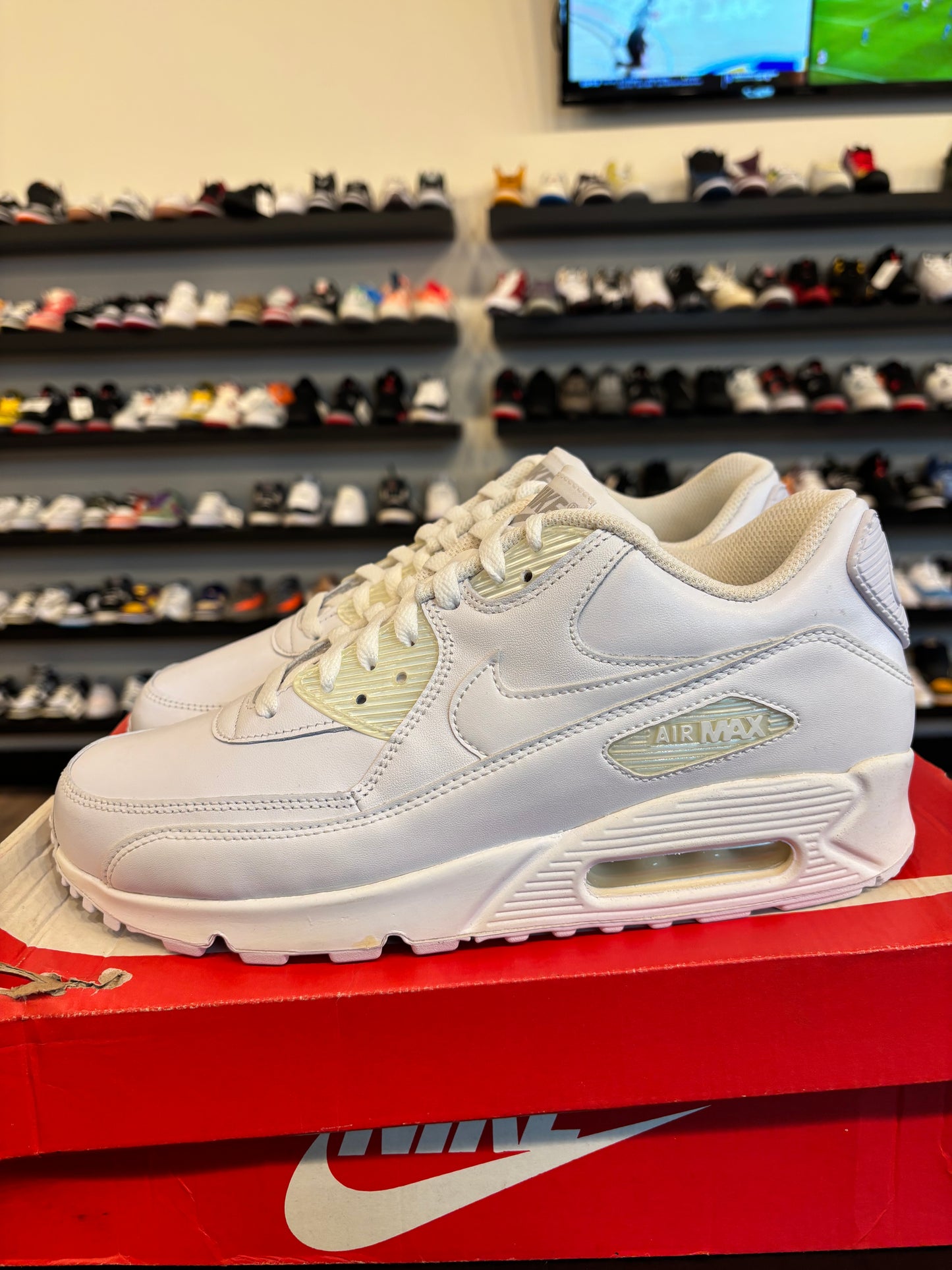 Nike Air Max 90 White Leather Size 9 Brand New