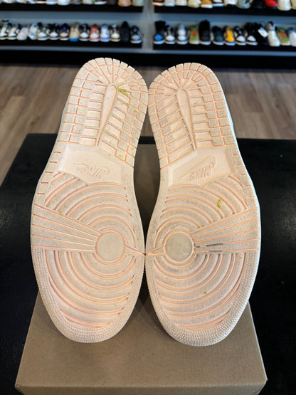 Jordan 1 Crimson Tint Size 9.5 Pre-Owned (No Box)