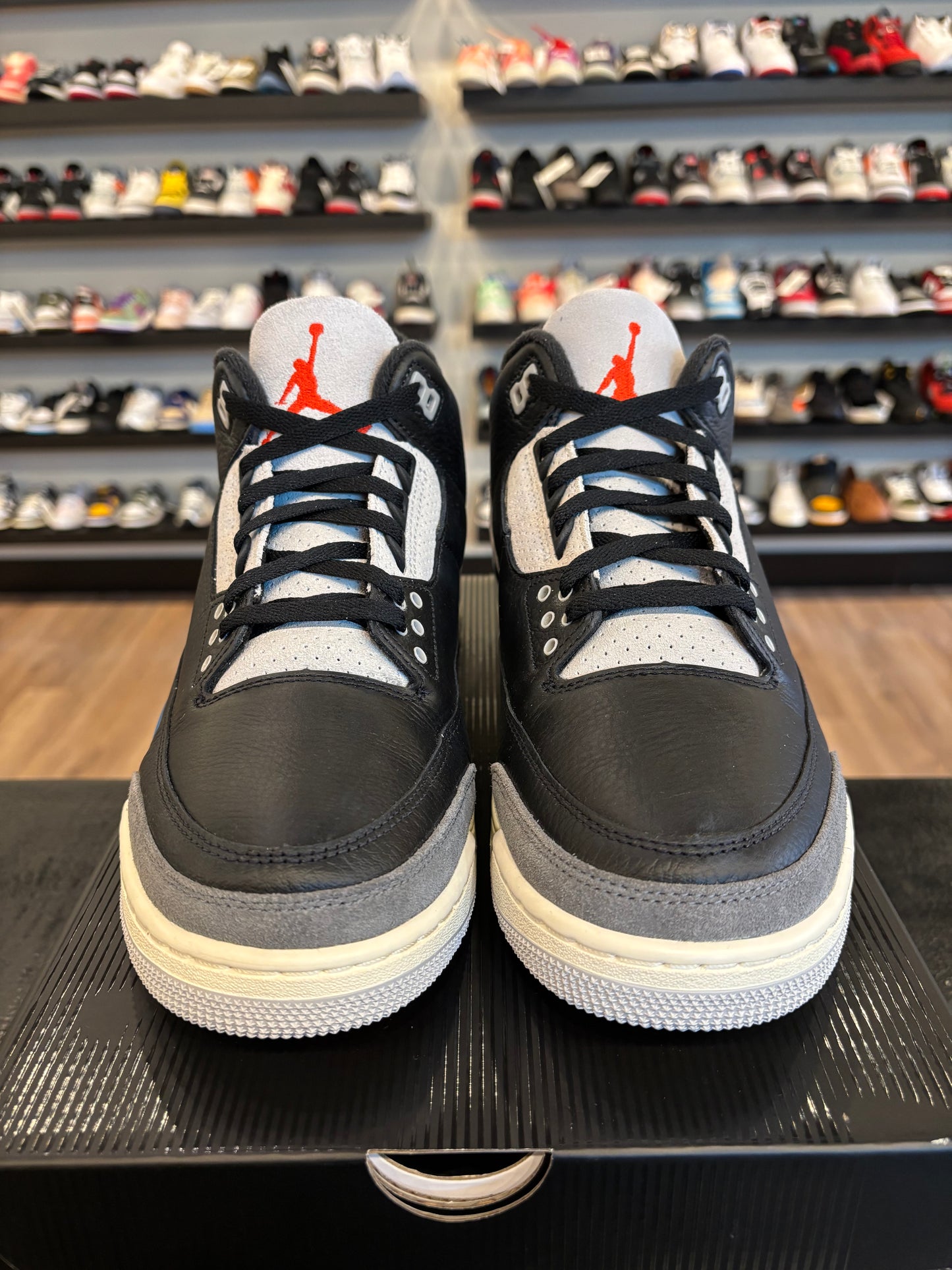 Jordan 3 Rare Air Size 10 Pre-Owned