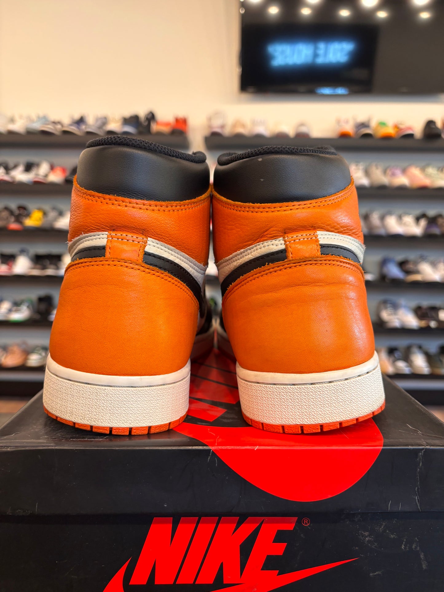 Jordan 1 Shattered Backboard 2016 Size 12 Pre-Owned