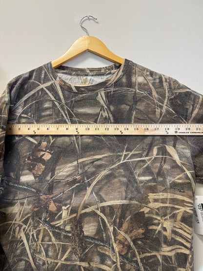 Game Winner Camo Long Sleeve Size Large Vintage