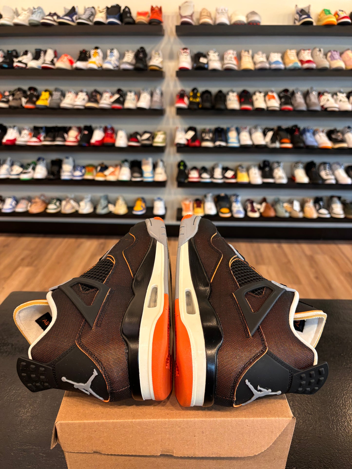 Jordan 4 Starfish Size 10.5 (12W) Pre-Owned (No Box)
