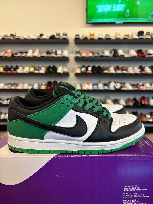 Nike SB Dunk Low Classic Green Size 8 Pre-Owned