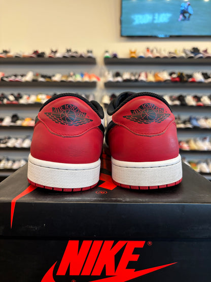 Jordan 1 Low Black Toe Size 10.5 Pre-Owned