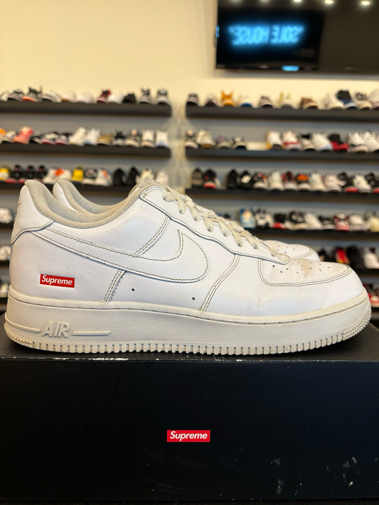 Nike Supreme Air Force 1 Low White Size 11 Pre-Owned