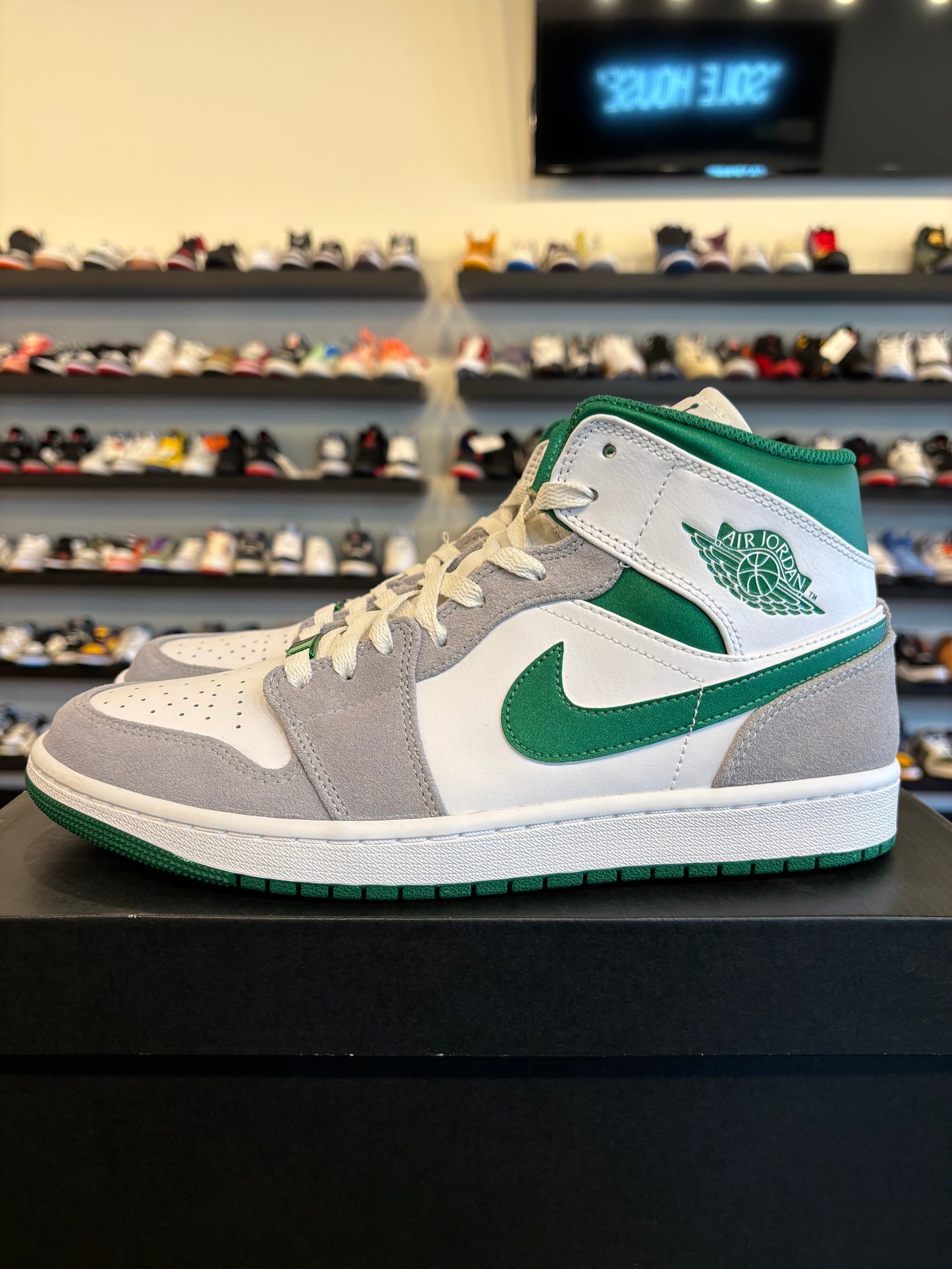 Jordan 1 Mid Grey Green Size 10 Pre-Owned