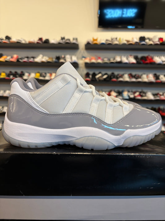 Jordan 11 Low Cement Grey Size 9 Pre-Owned