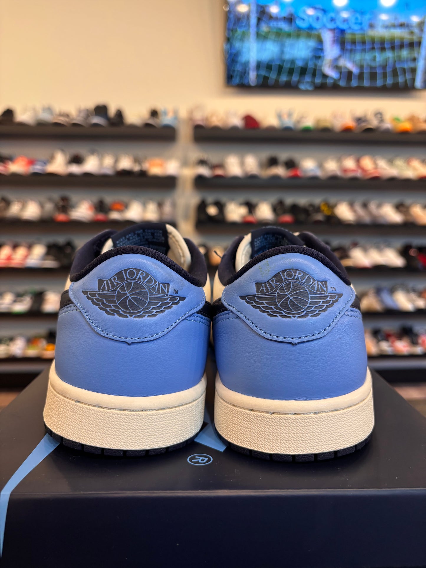Jordan 1 Low Obsidian Size 8 Pre-Owned