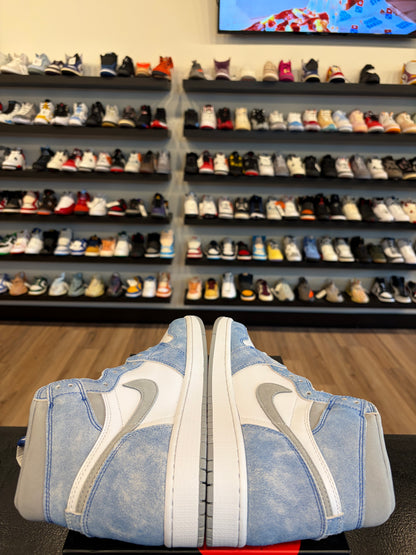 Jordan 1 Hyper Royal Size 8.5 Brand New
