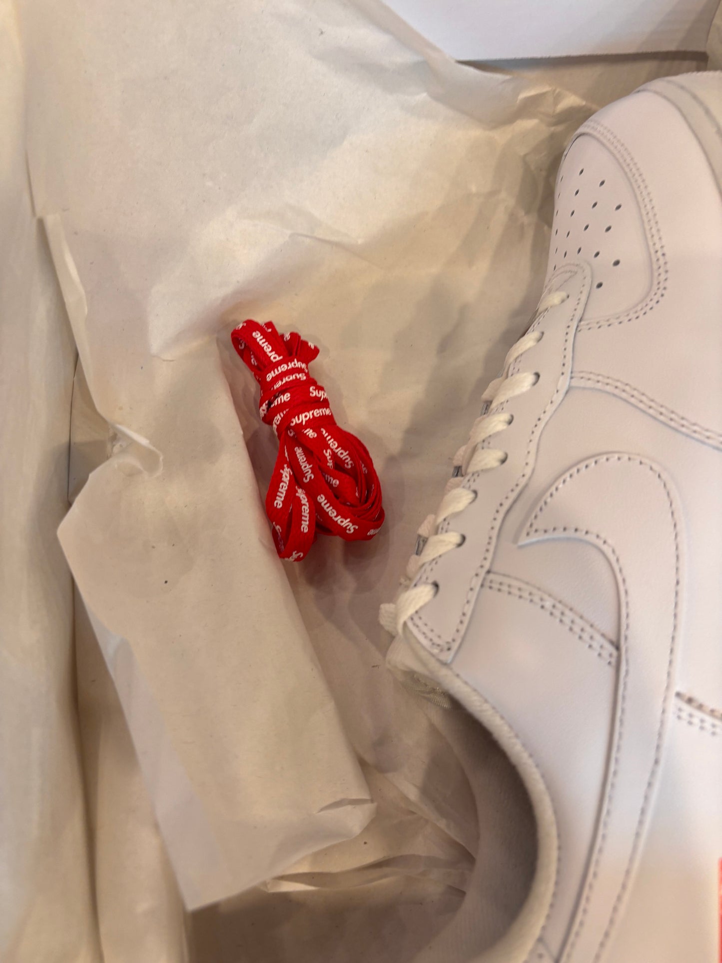 Nike Air Force 1 Low Supreme Triple White Size 9.5 Brand New
