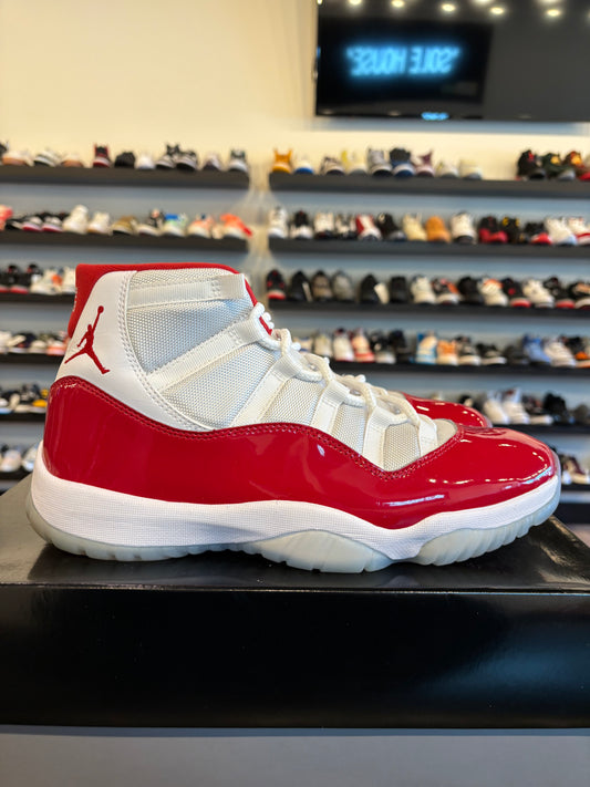 Jordan 11 Cherry Size 11 Pre-Owned