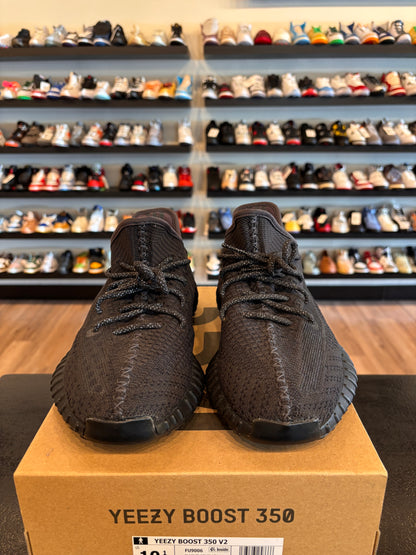 Yeezy 350 V2 Black Static Size 10.5 Pre-Owned