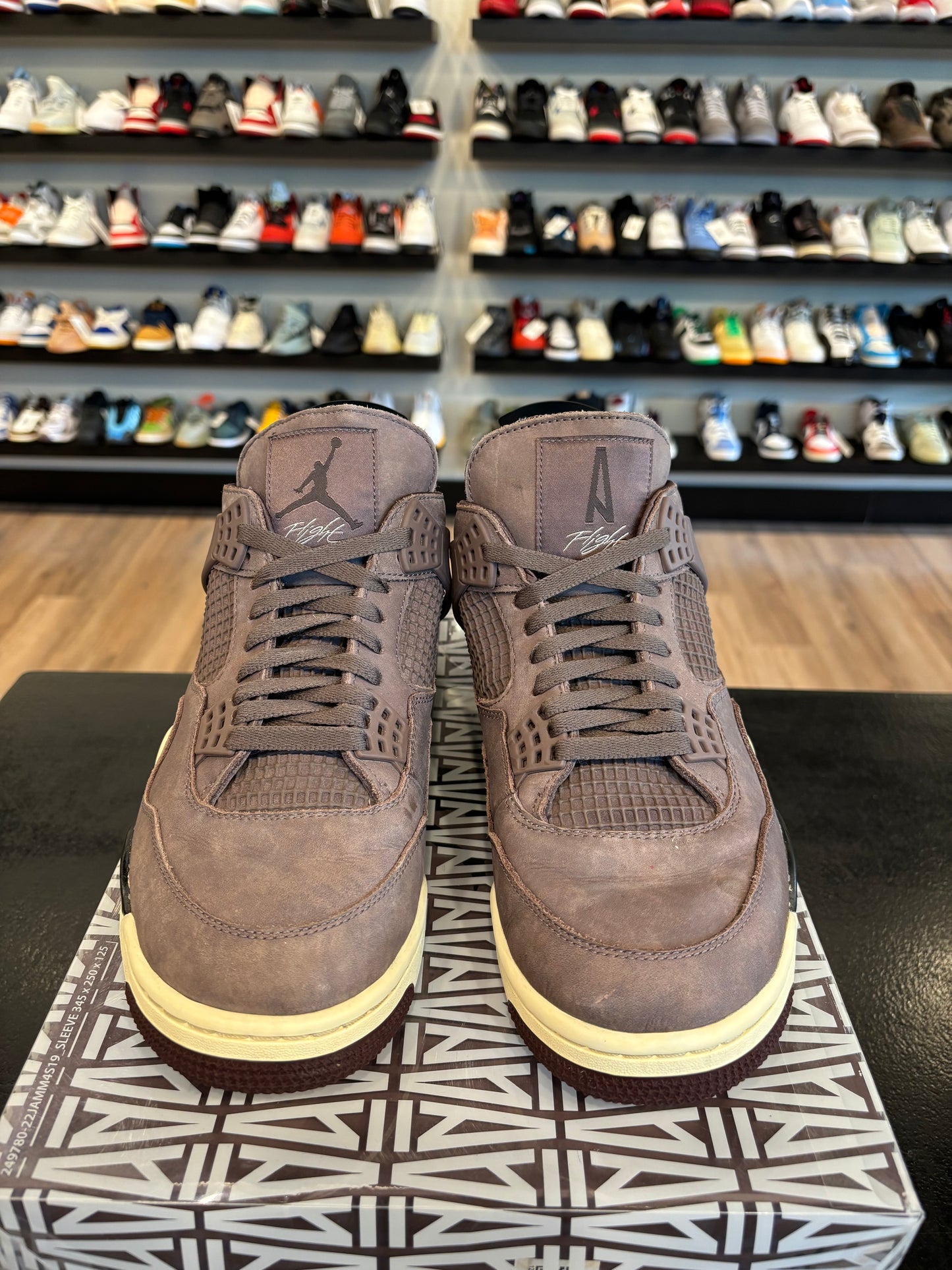 Jordan 4 A Ma Maniere Violet Ore Size 11 Pre-Owned