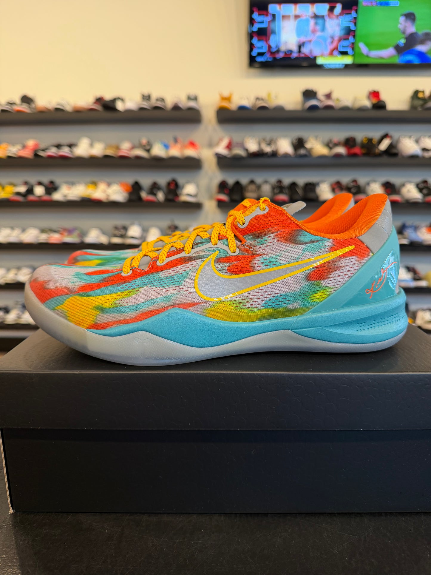 Nike Kobe 8 Protro Venice Beach Size 11 Brand New