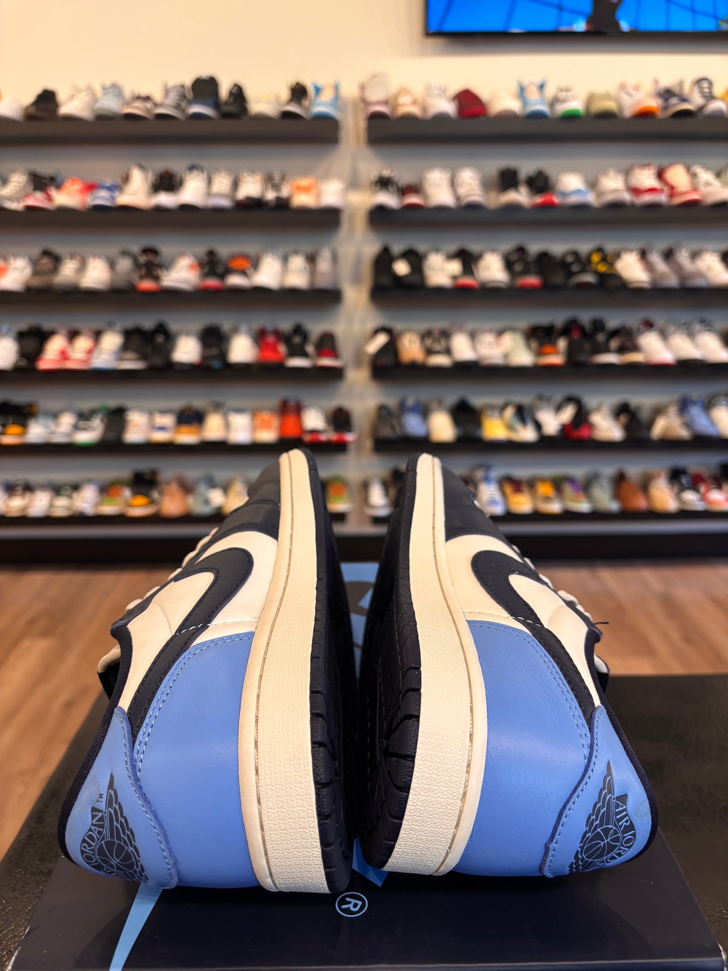 Jordan 1 Low Obsidian Size 8 Pre-Owned