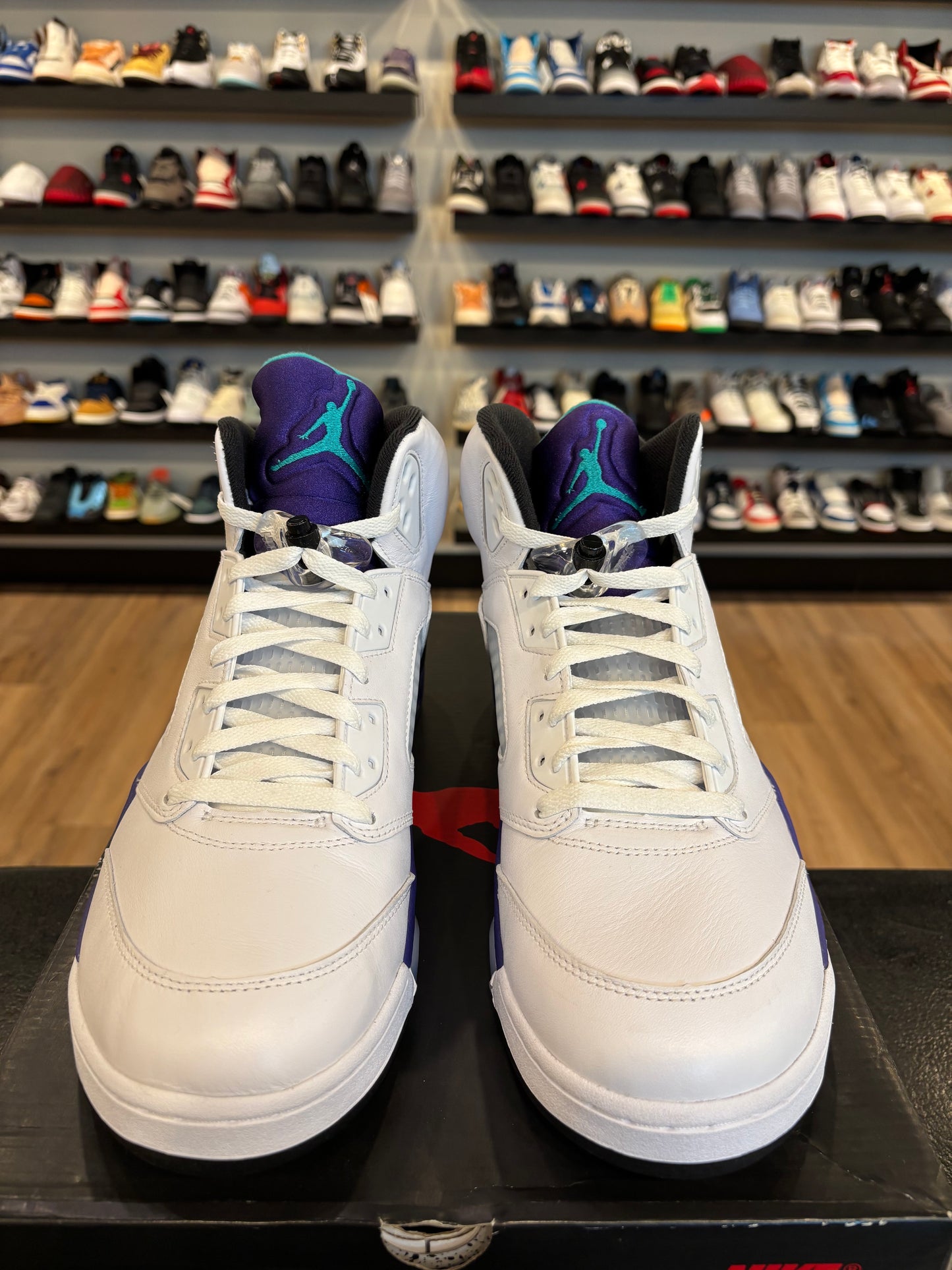 Jordan 5 Grape Size 13 Pre-Owned