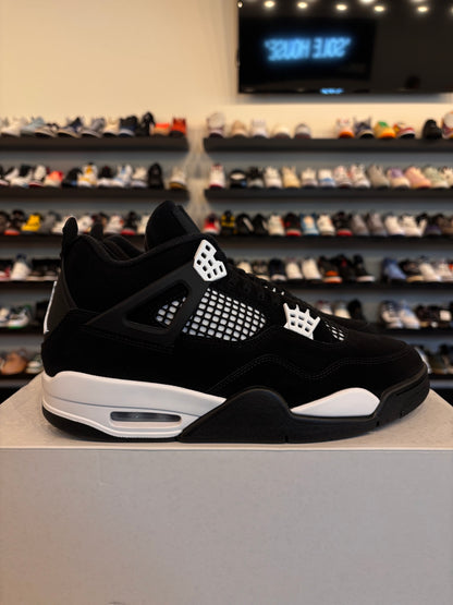 Jordan 4 White Thunder Size 9.5 Brand New