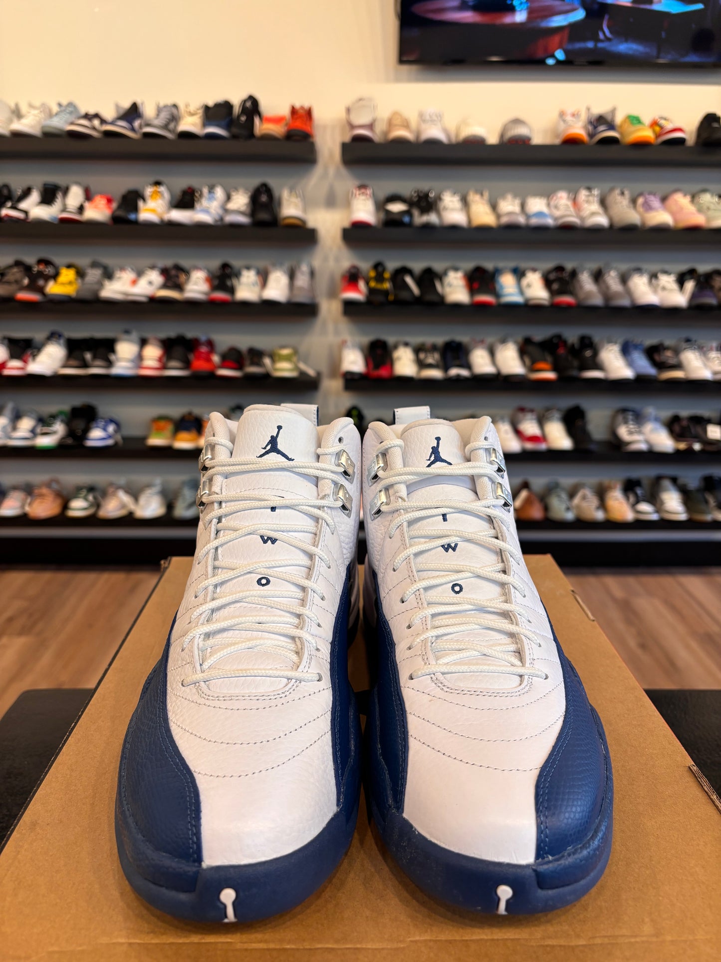 Jordan 12 French Blue 2016 Size 10.5 Brand New