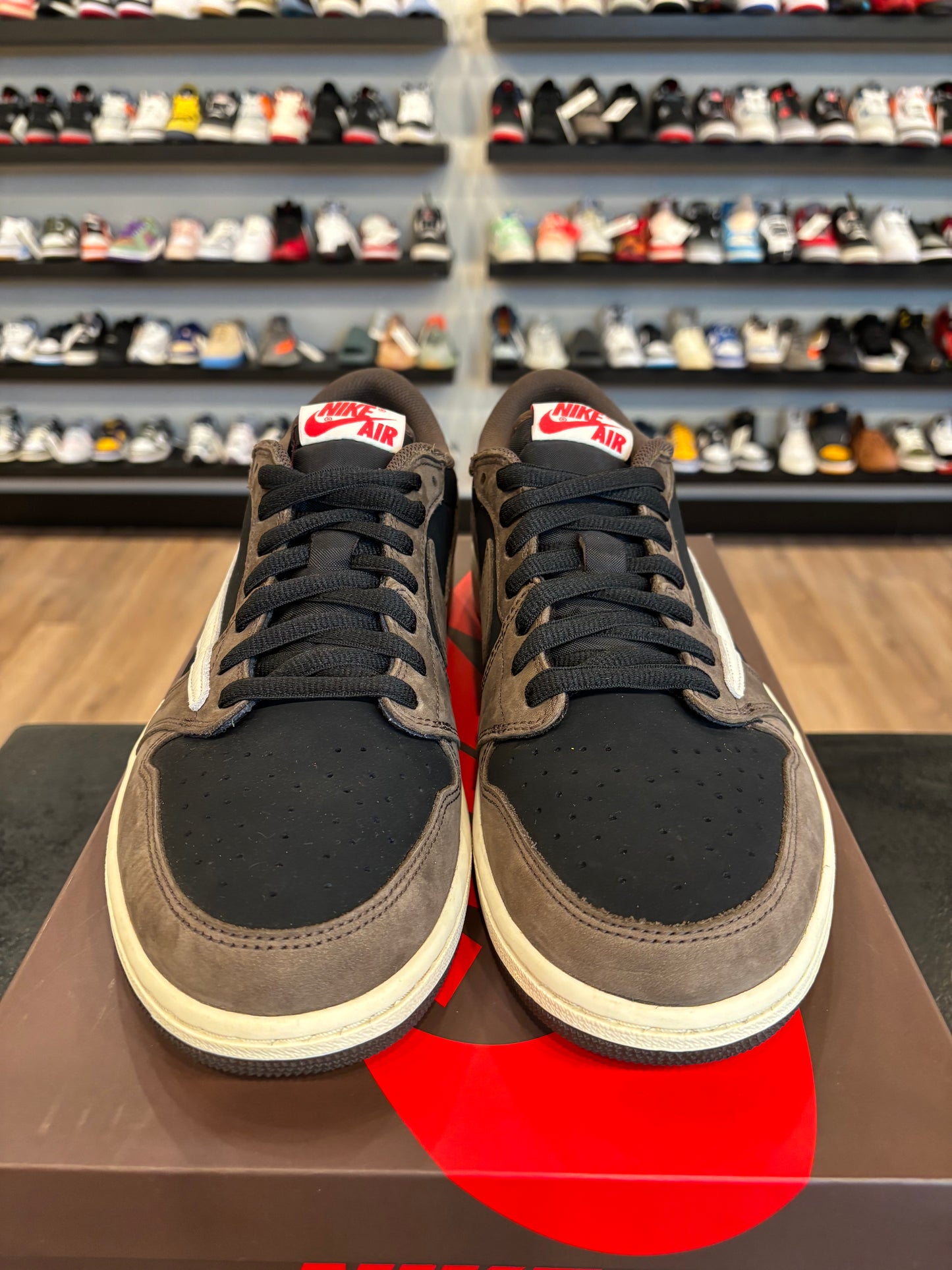 Jordan 1 Low Travis Scott Mocha Size 13 Pre-Owned