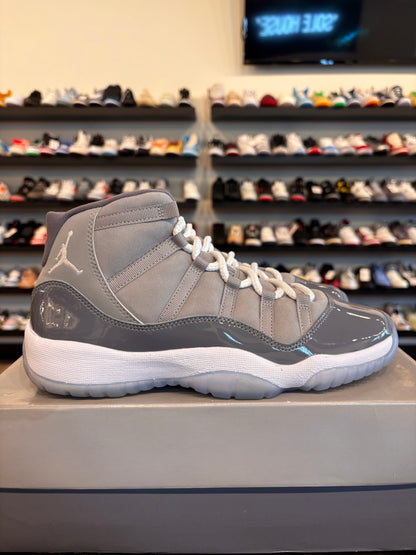 Jordan 11 Cool Grey Size 7Y (8.5W) Pre-Owned