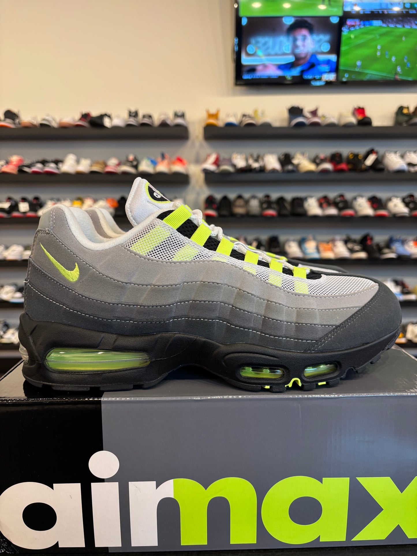 Nike Air Max 95 Neon 2026 Size 12 Brand New
