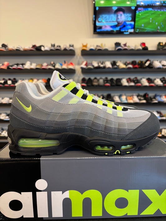 Nike Air Max 95 Neon 2026 Size 12 Brand New