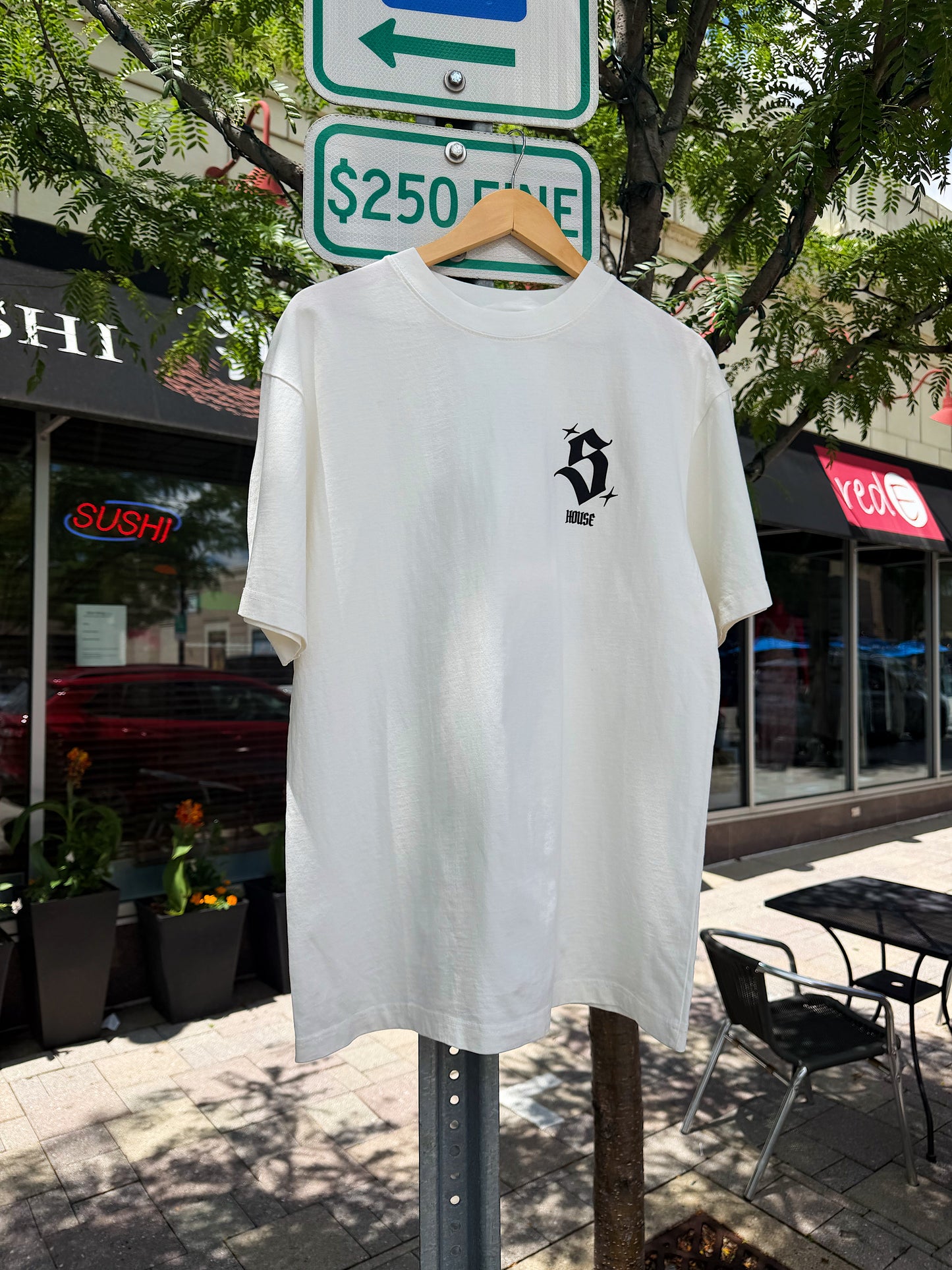 Sole House S Logo Star Tee White Size Medium