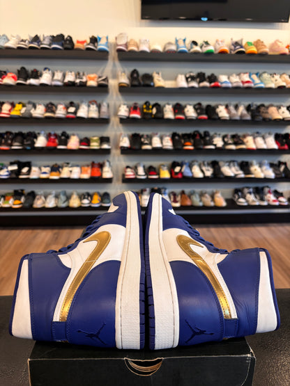 Jordan 1 Gold Medal Size 11 Pre-Owned