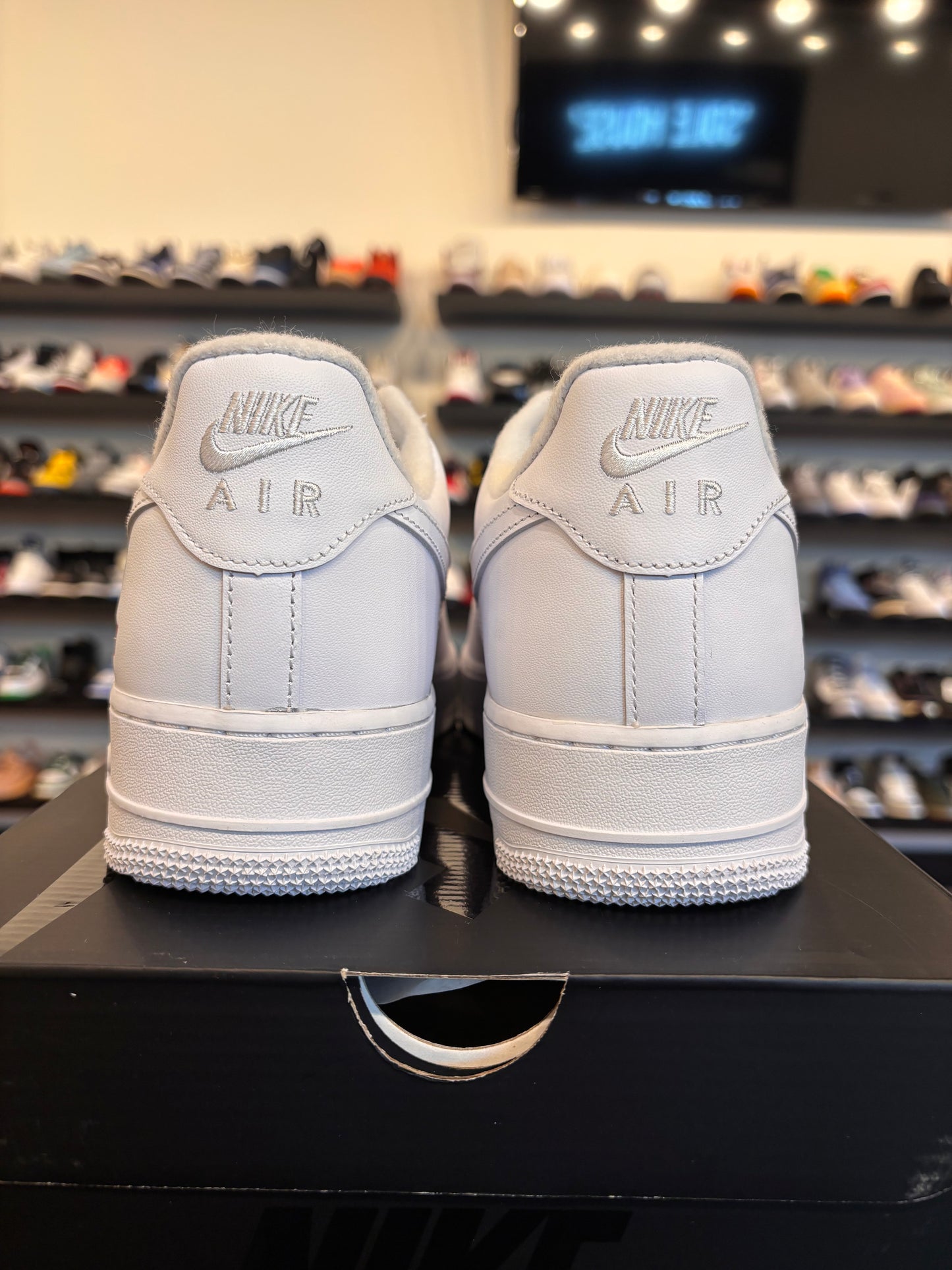 Nike Air Force 1 Low Supreme Triple White Size 9.5 Brand New