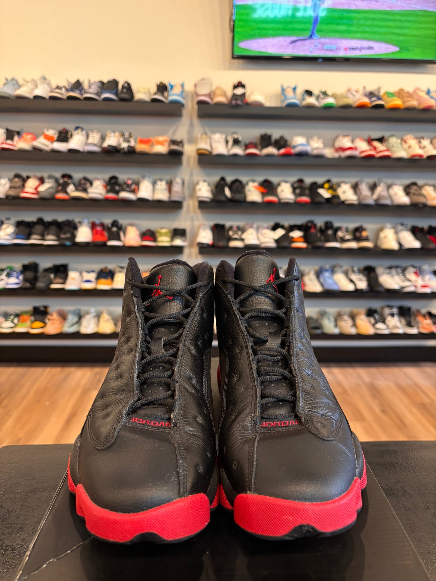 Jordan 13 Dirty Bred Size 9 Pre-Owned