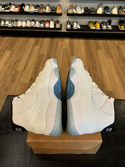Jordan 11 Legend Blue 2024 Size 9.5 Pre-Owned