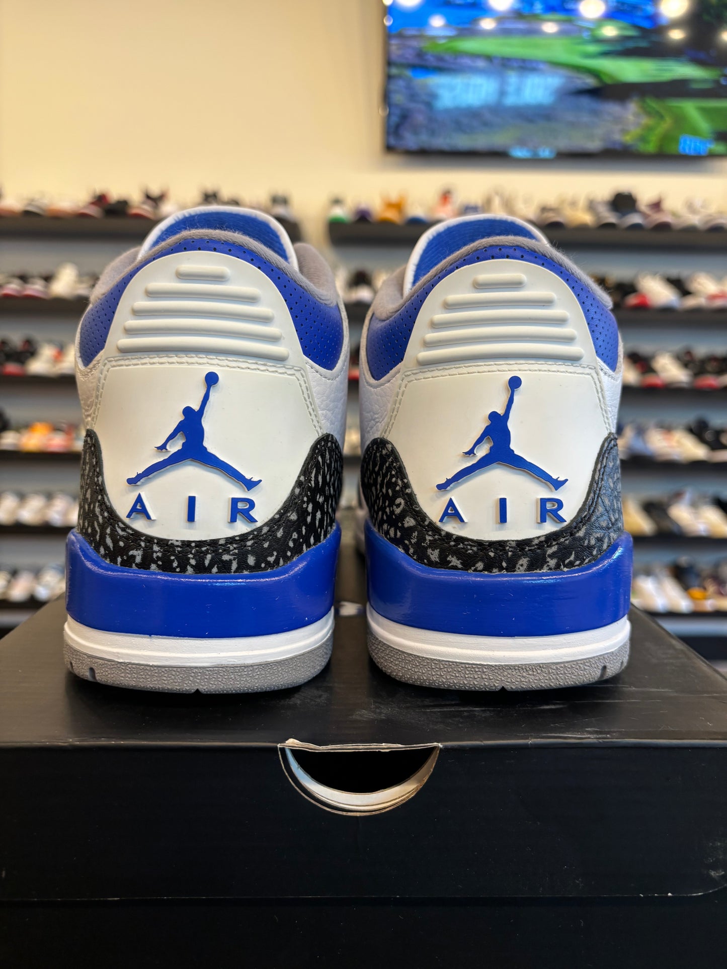 Jordan 3 Racer Blue Size 10 Pre-Owned