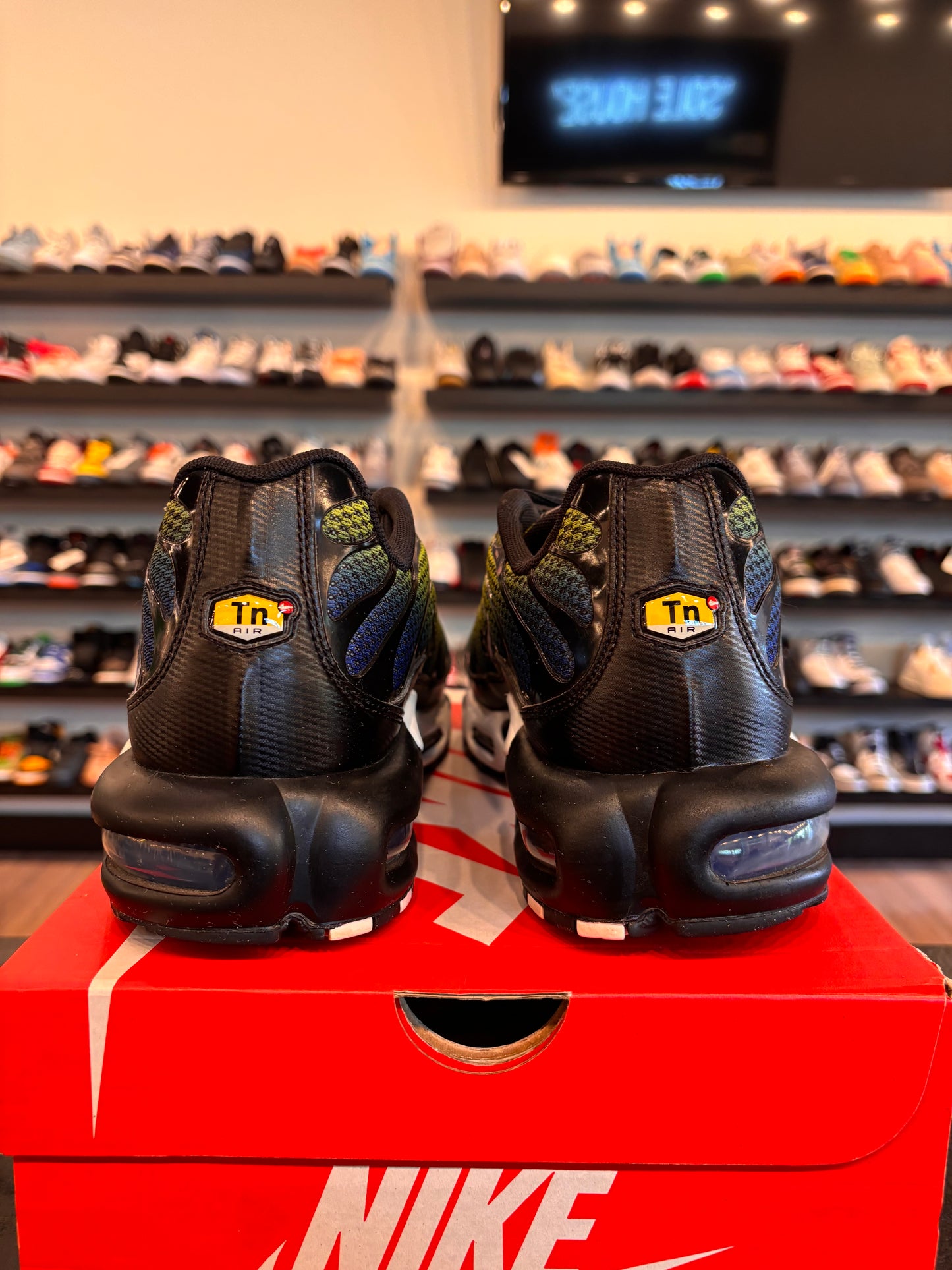 Nike Air Max Plus Green Size 11.5 Pre-Owned