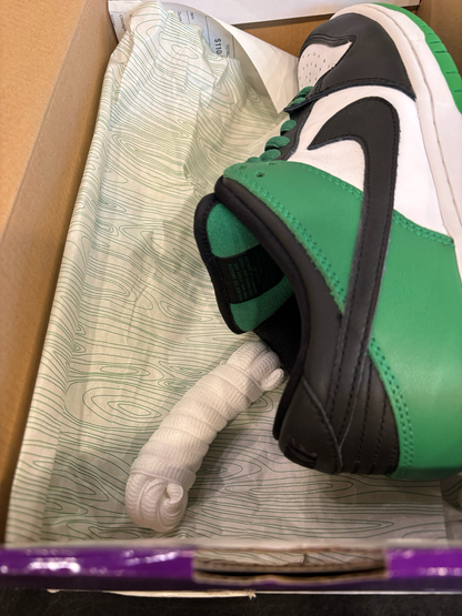 Nike SB Dunk Low Classic Green Size 8 Pre-Owned