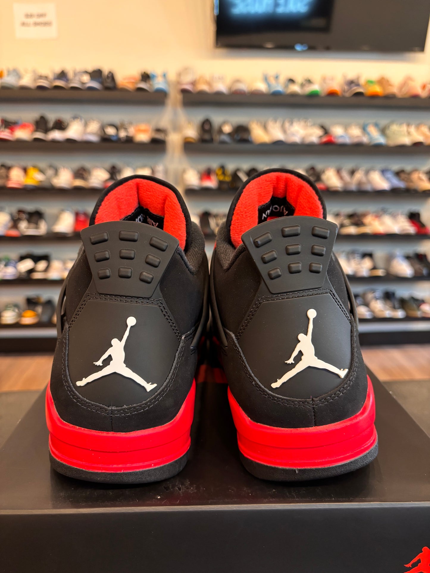 Jordan 4 Red Thunder Size 9.5 Brand New