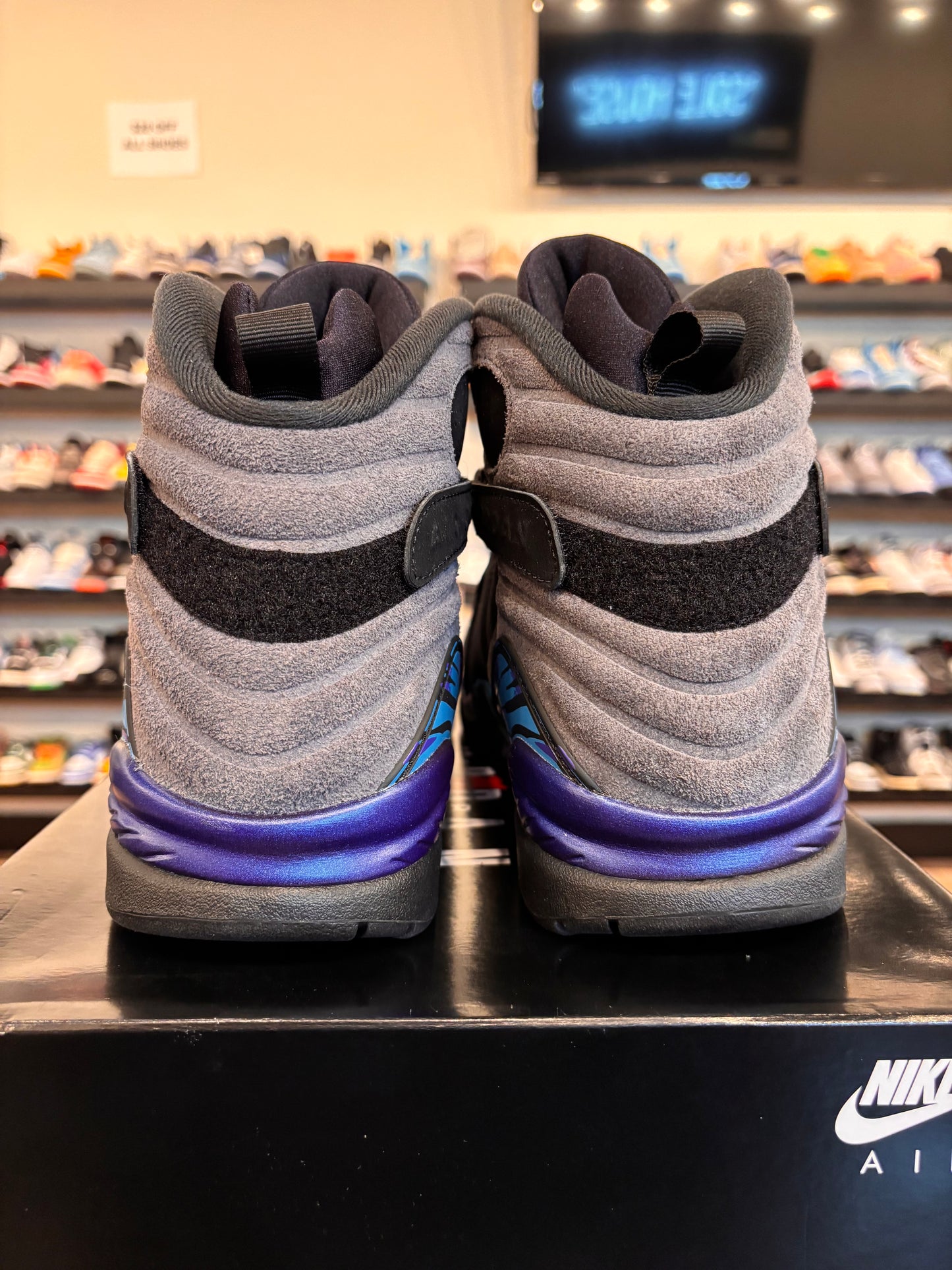 Jordan 8 Aqua 2025 Size 13 Brand New