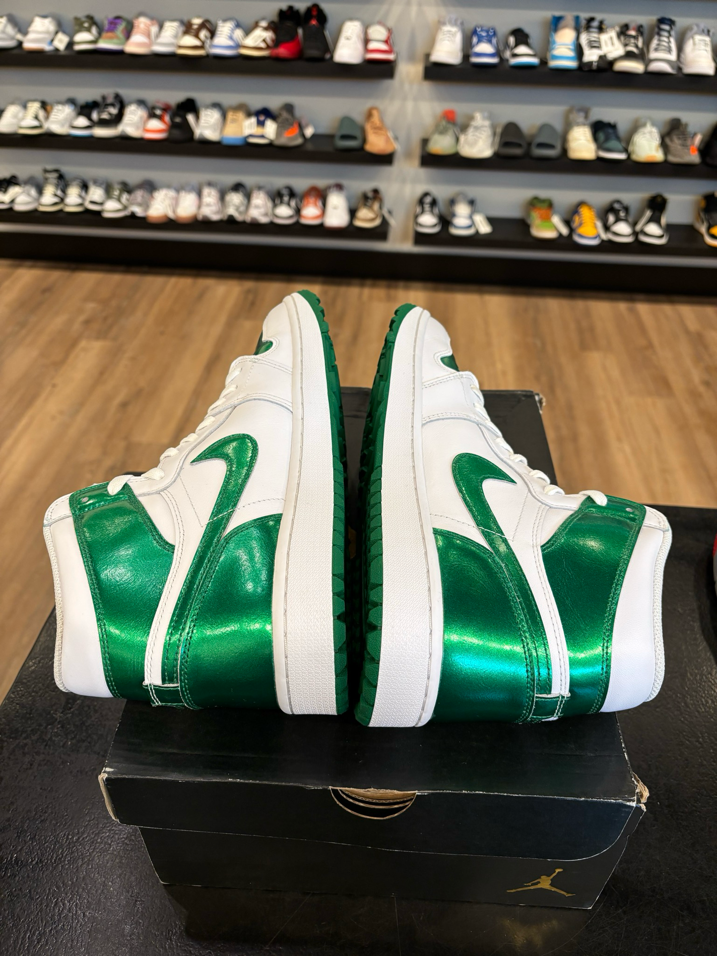 Jordan 1 Golf Metallic Green Size 12 Pre-Owned