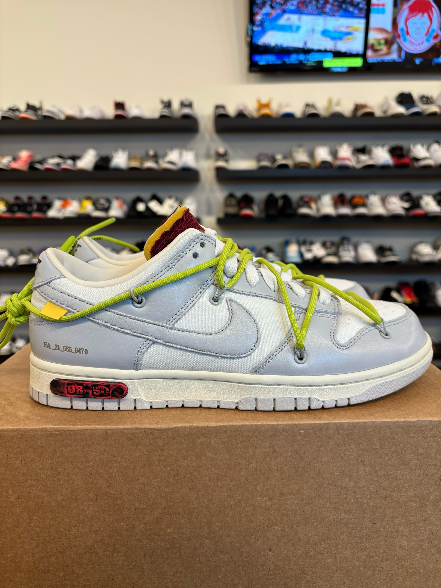 Nike Off-White Dunk Low Lot 8 Size 8.5 Pre-Owned (No Box)