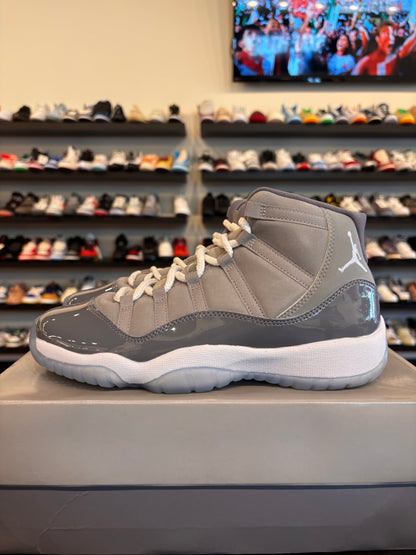 Jordan 11 Cool Grey Size 7Y (8.5W) Pre-Owned