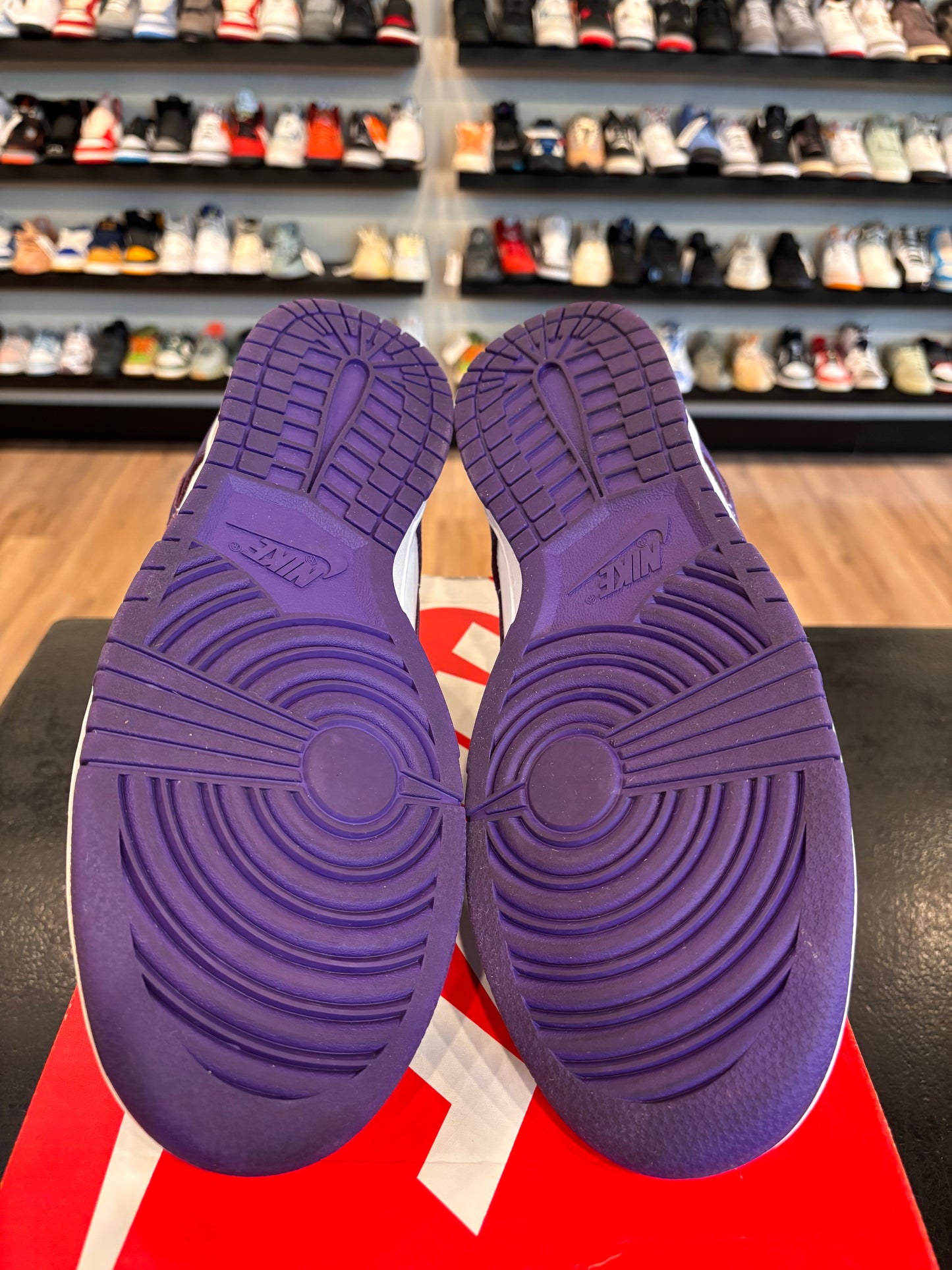 Nike Dunk Low Court Purple Size 11.5 Pre-Owned