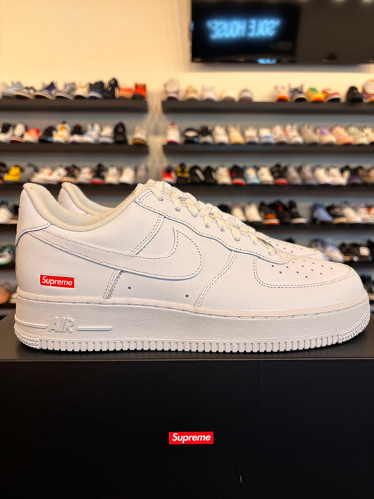 Nike Air Force 1 Low Supreme Triple White Size 9.5 Brand New