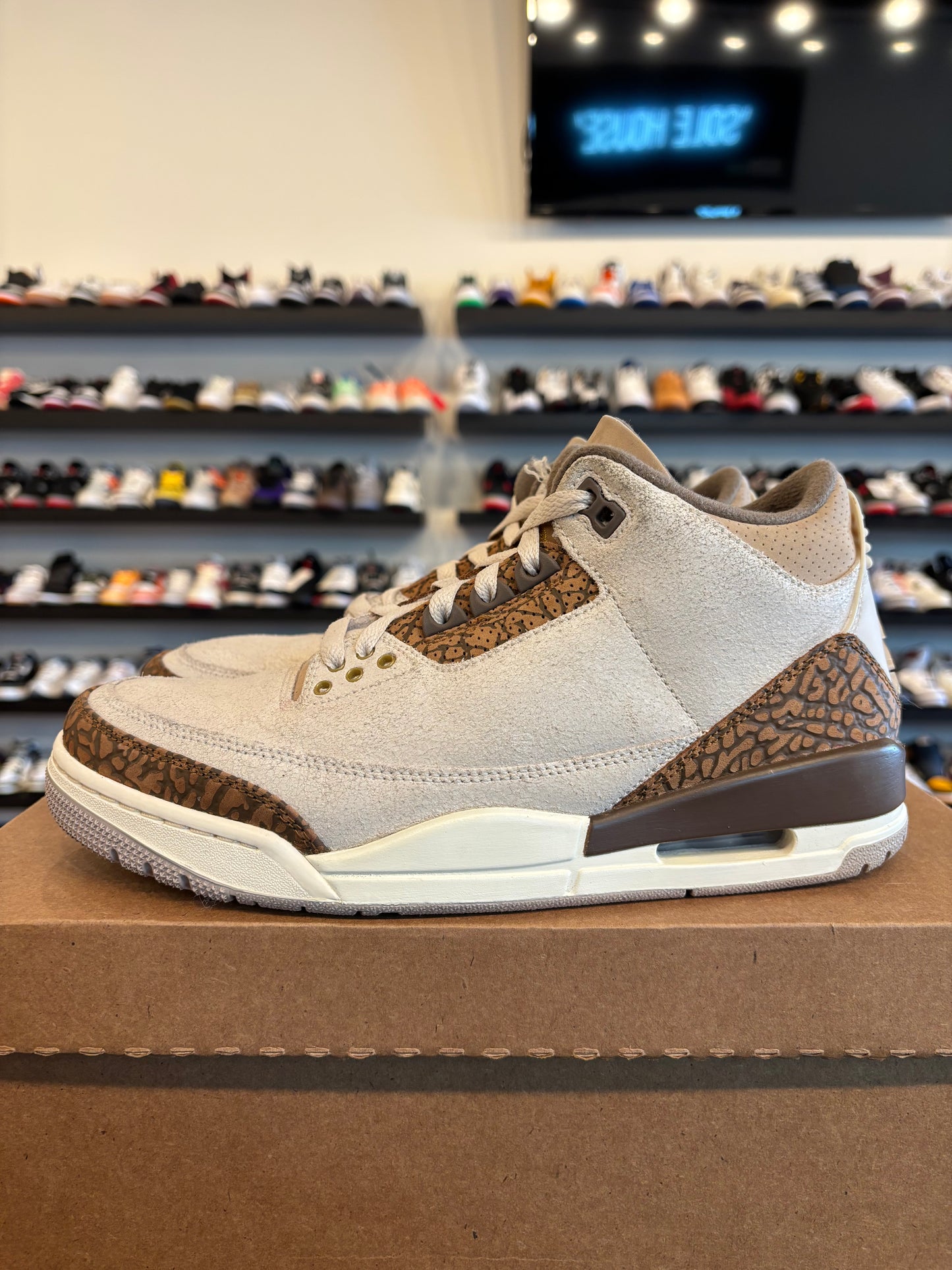 Jordan 3 Palomino Size 8.5 Pre-Owned (No Box)