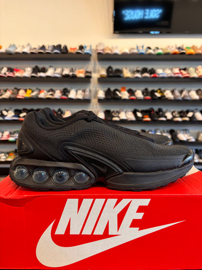 Nike Air Max DN8 Black Size 9.5 Pre-Owned
