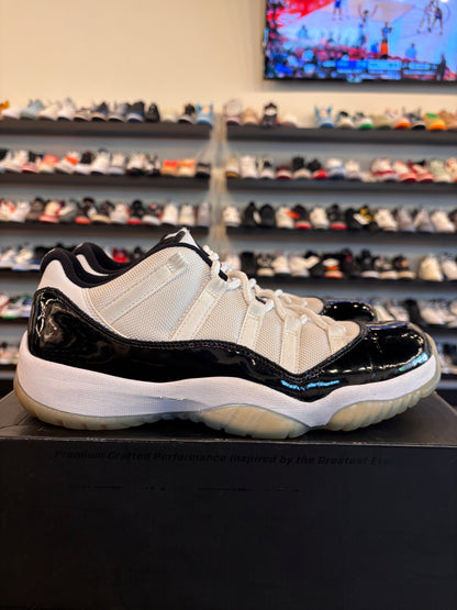 Jordan 11 Low Concord Size 9 Pre-Owned